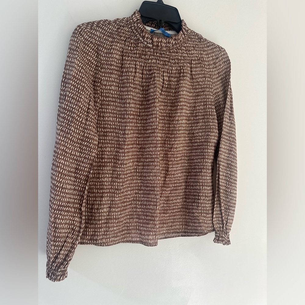 Elegant Brown Patterned Blouse